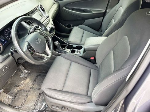 Used 2017 Hyundai Tucson Value AWD/4WD image 21