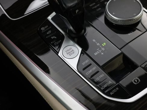 Used 2020 BMW X5 sDrive40i w/ Premium Package RWD image 19