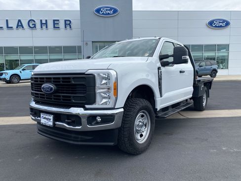 Used 2023 Ford F350 XL w/ Snow Plow Prep Package AWD/4WD image 25