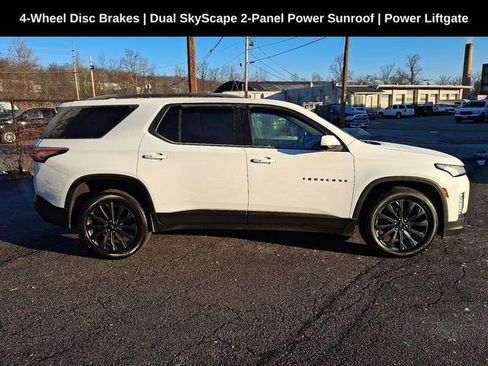 Used 2023 Chevrolet Traverse RS w/ LPO, Floor Liner Package image 11