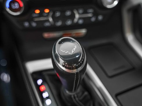 Used 2017 Chevrolet Corvette Z06 RWD image 14
