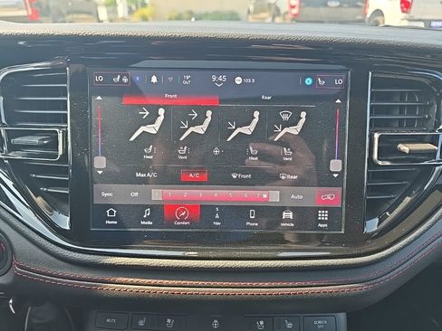 Used 2025 Dodge Durango R/T AWD/4WD image 28