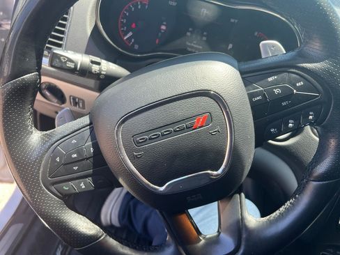 Used 2018 Dodge Durango GT w/ Technology Group RWD image 10