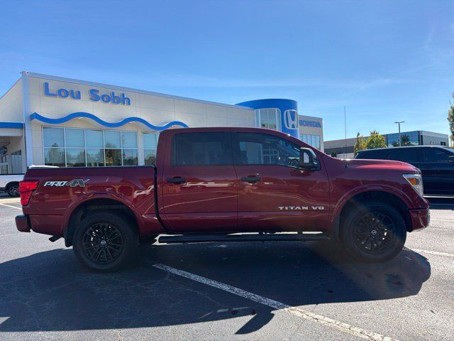 Used 2018 Nissan Titan PRO-4X w/ Pro-4x Convenience Package AWD/4WD image 5
