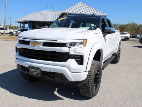 Used 2025 Chevrolet Silverado 1500 LT w/ Work Truck Package image 3