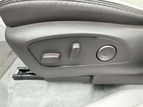 Certified 2024 GMC Acadia Denali image 16