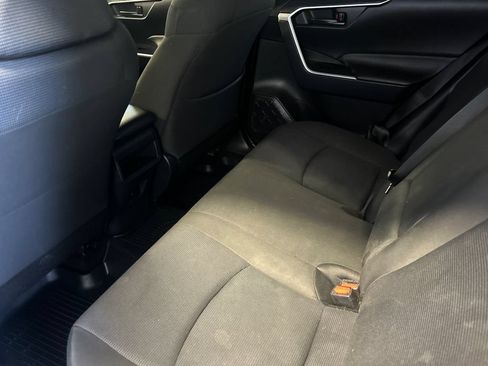 Used 2019 Toyota RAV4 LE w/ All Weather Liner Package AWD/4WD image 12