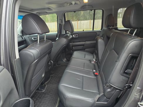 Used 2014 Honda Pilot Touring image 16