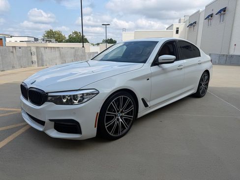 Used 2019 BMW 540i xDrive w/ M Sport Package AWD/4WD image 3