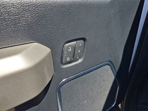 Used 2019 Ford F150 Lariat w/ Equipment Group 502A Luxury AWD/4WD image 63