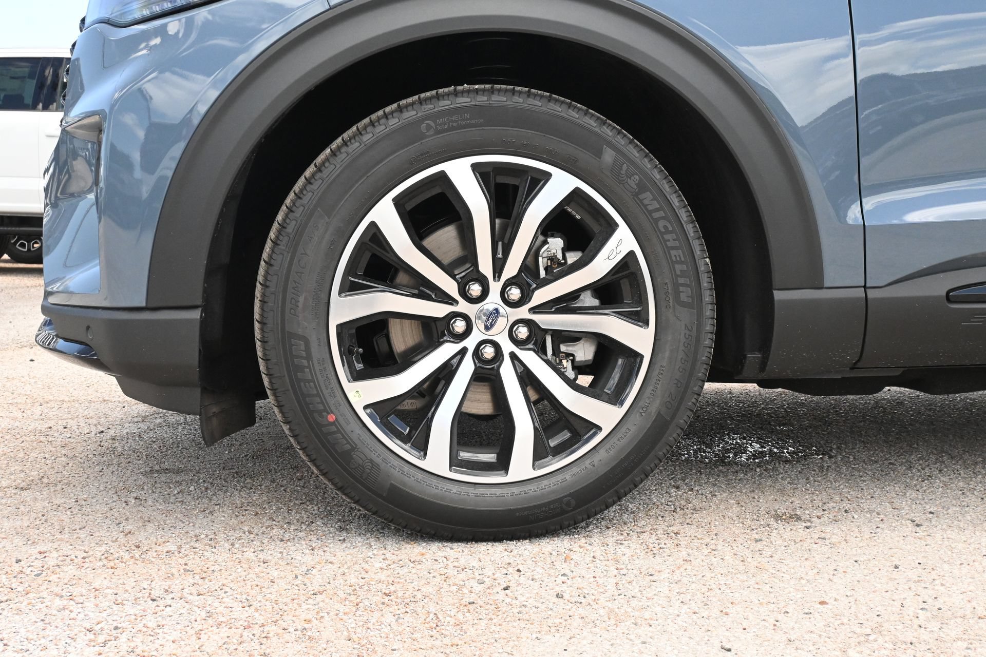 New 2026 Ford Explorer ST-Line w/ Premium Package RWD image 27
