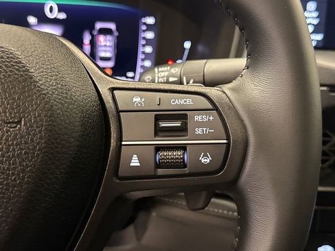 Certified 2025 Honda Accord EX-L image 32