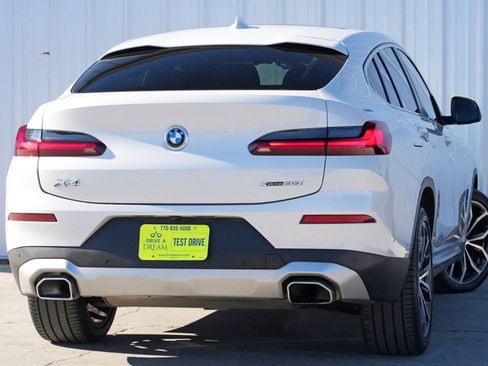 Used 2023 BMW X4 xDrive30i w/ Premium Package image 5