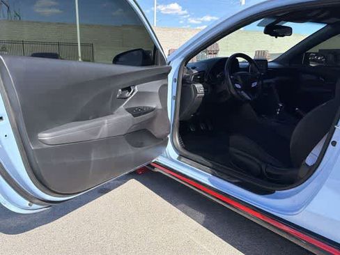 Used 2020 Hyundai Veloster N w/ Performance Package image 10