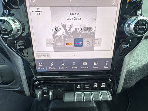 New 2026 RAM 2500 Tradesman AWD/4WD image 19
