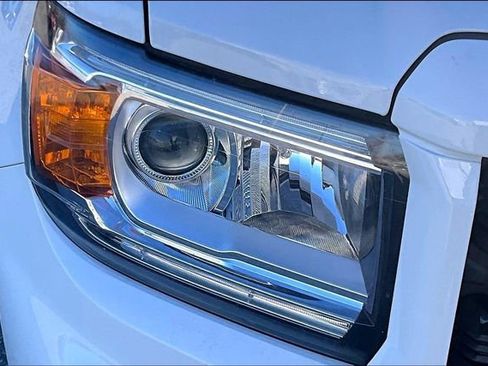 Used 2022 GMC Canyon Elevation image 28