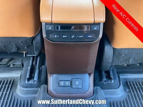 Used 2021 Toyota Highlander Platinum AWD/4WD image 48