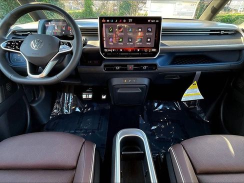 Certified 2025 Volkswagen ID. Buzz Pro S image 15