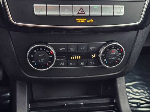 Used 2019 Mercedes-Benz GLS 450 4MATIC image 28