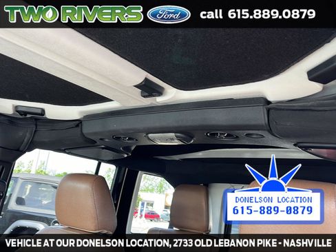Used 2017 Jeep Wrangler Unlimited Sahara w/ Connectivity Group AWD/4WD image 27