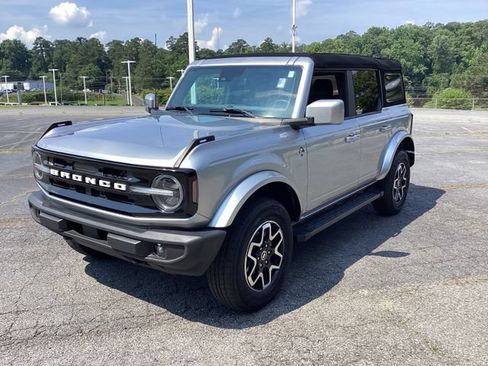 Used 2023 Ford Bronco Outer Banks AWD/4WD image 7