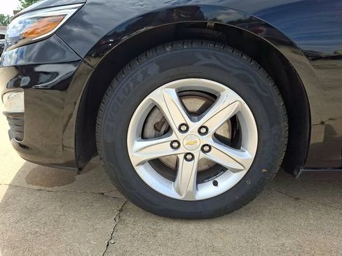 Used 2023 Chevrolet Malibu LS FWD image 28