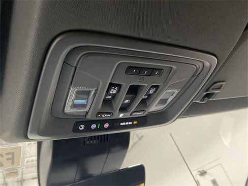 New 2026 GMC Sierra 3500 Denali w/ Denali Reserve Package image 33