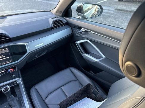 Used 2023 Audi Q3 2.0T Premium w/ Convenience Package image 14