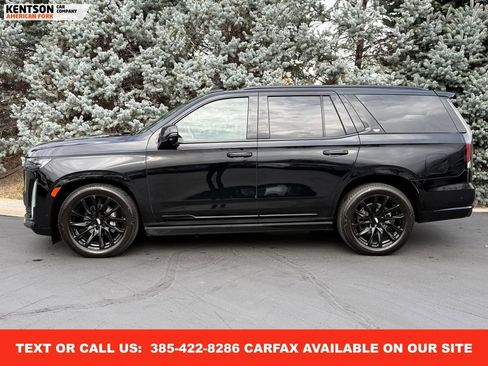 Used 2024 Cadillac Escalade Sport Platinum image 4