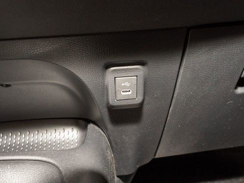 Used 2023 Toyota Corolla LE image 14