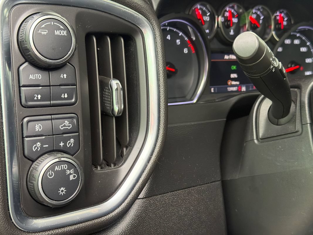 Used 2020 Chevrolet Silverado 1500 RST w/ Rally Edition AWD/4WD image 21