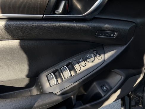 Used 2021 Honda Accord EX-L image 15
