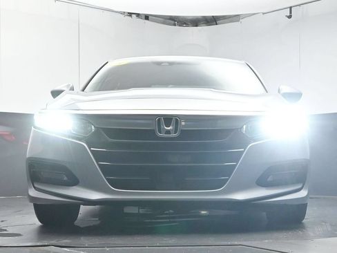 Used 2019 Honda Accord EX image 33