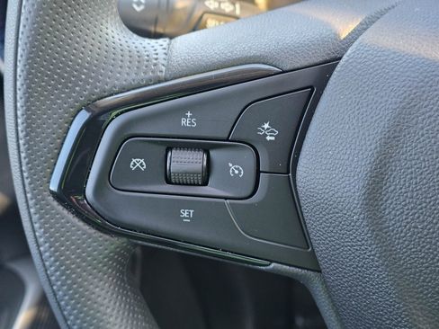 Used 2025 Chevrolet Trax LS w/ Driver Confidence Package image 19