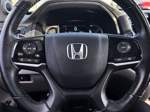 Used 2020 Honda Pilot Touring image 22
