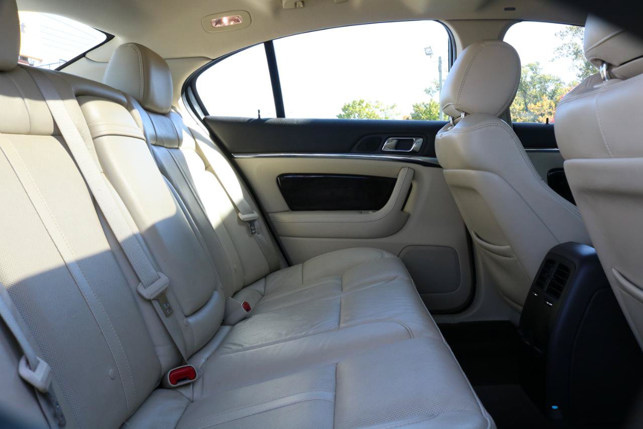 Used 2015 Lincoln MKS AWD w/ Equipment Group 201A image 35