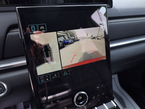 New 2025 GMC Terrain Elevation w/ Elevation Premium Package image 16