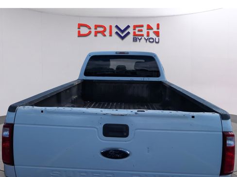 Used 2014 Ford F450 XL w/ Power Equipment Group image 4