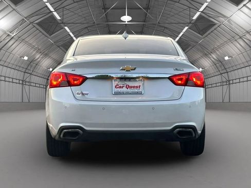Used 2017 Chevrolet Impala Premier w/ Enhanced Convenience Package FWD image 6