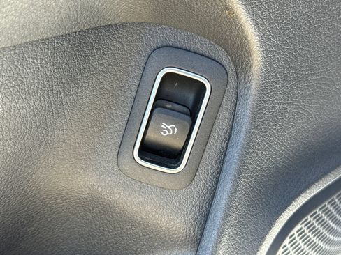 Used 2023 Mercedes-Benz CLA 250 image 23