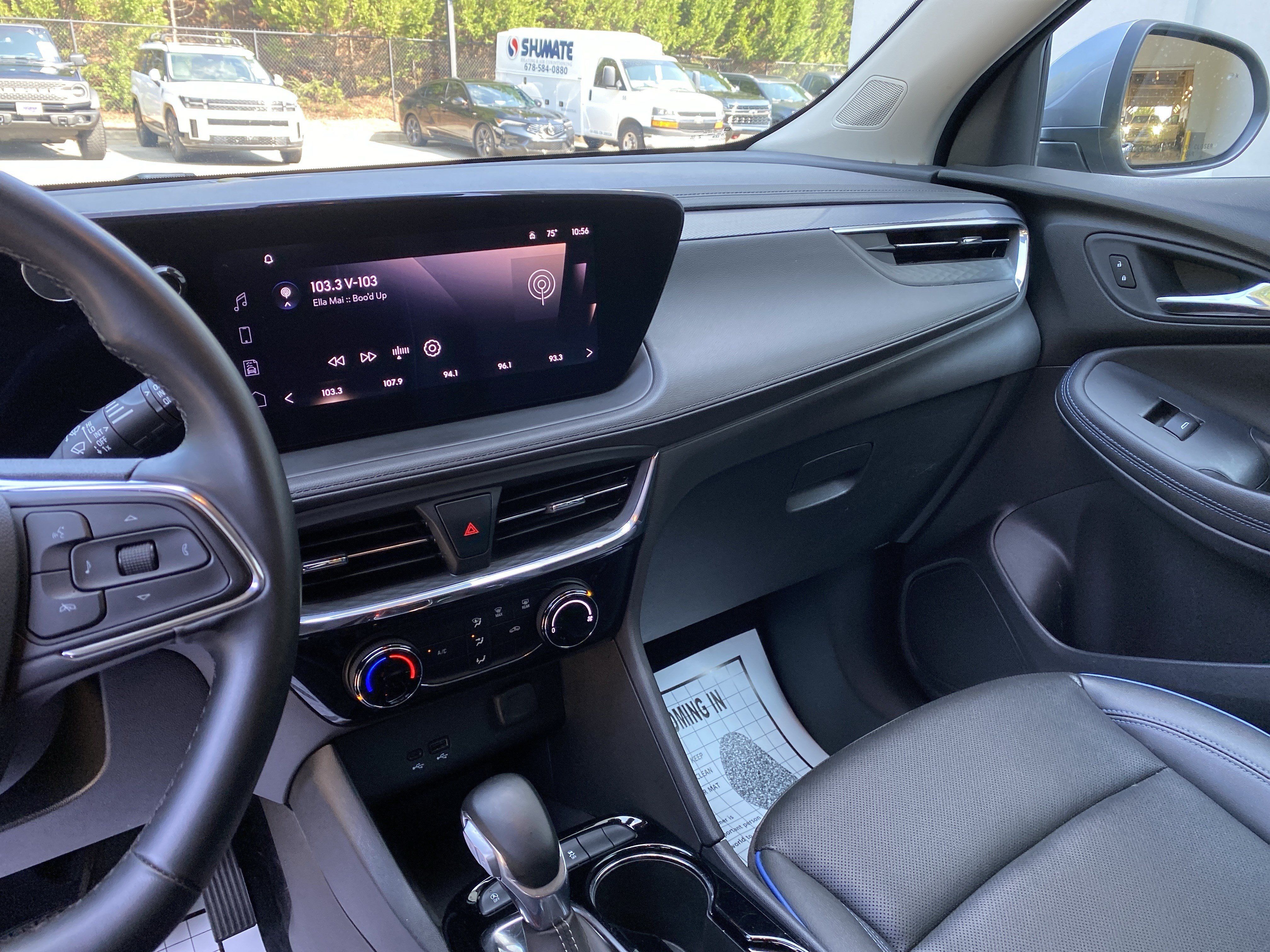 Used 2025 Buick Encore GX Sport Touring FWD image 17