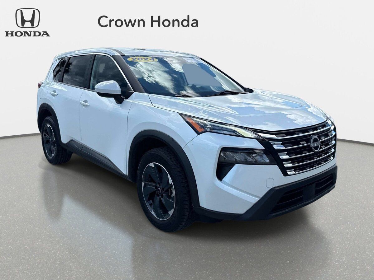 Used 2024 Nissan Rogue SV AWD/4WD image 6