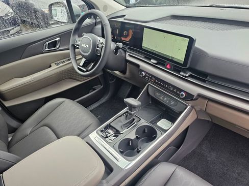 New 2026 Kia Carnival EX image 31