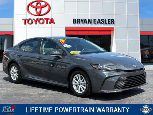 Used 2026 Toyota Camry LE FWD image 1