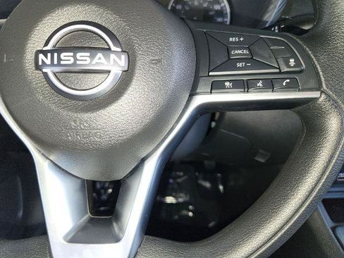Certified 2025 Nissan Sentra SV FWD image 25