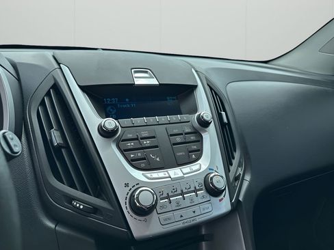 Used 2015 Chevrolet Equinox LS AWD/4WD image 38