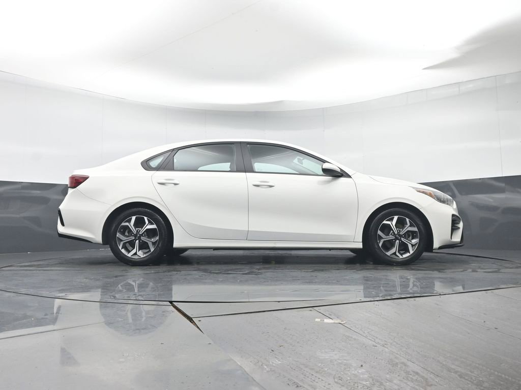 Used 2021 Kia Forte LXS FWD image 28