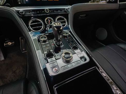 Used 2020 Bentley Continental GT V8 image 69