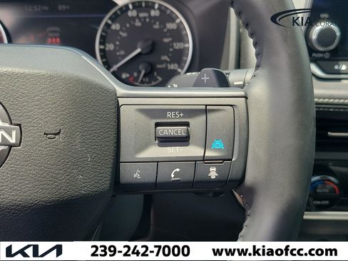 Used 2025 Nissan Rogue SV w/ SV Premium Package FWD image 26