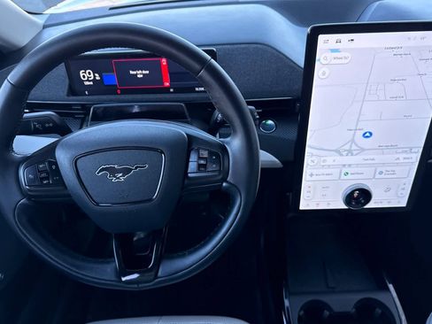 Used 2023 Ford Mustang Mach-E Premium image 14